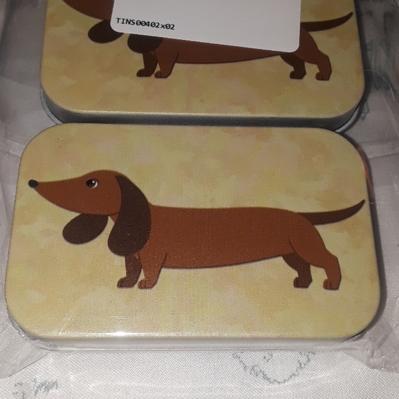 Other - Dachshund tin 4x2.5 metal  bundle only.      1
